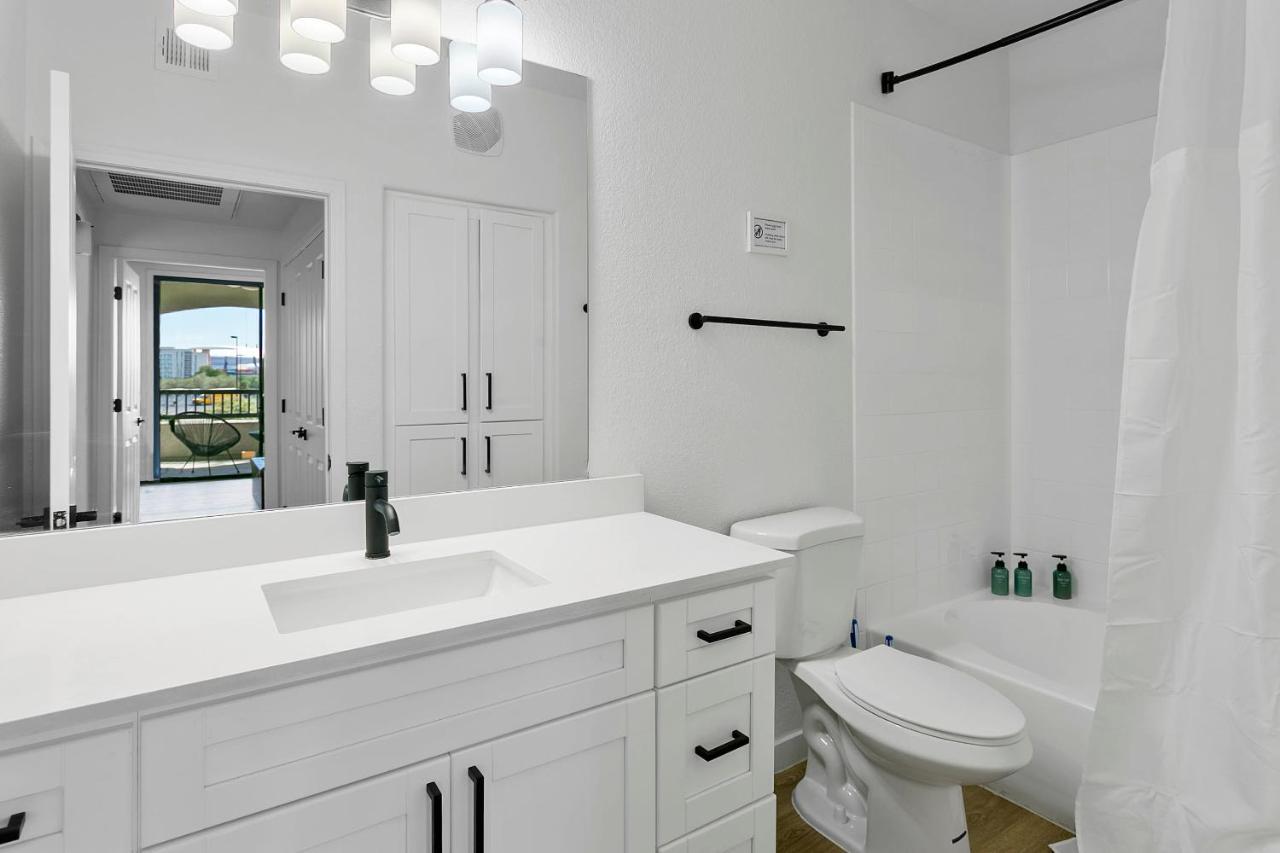 Cozysuites Glendale By The Stadium With Pool 05 Екстериор снимка
