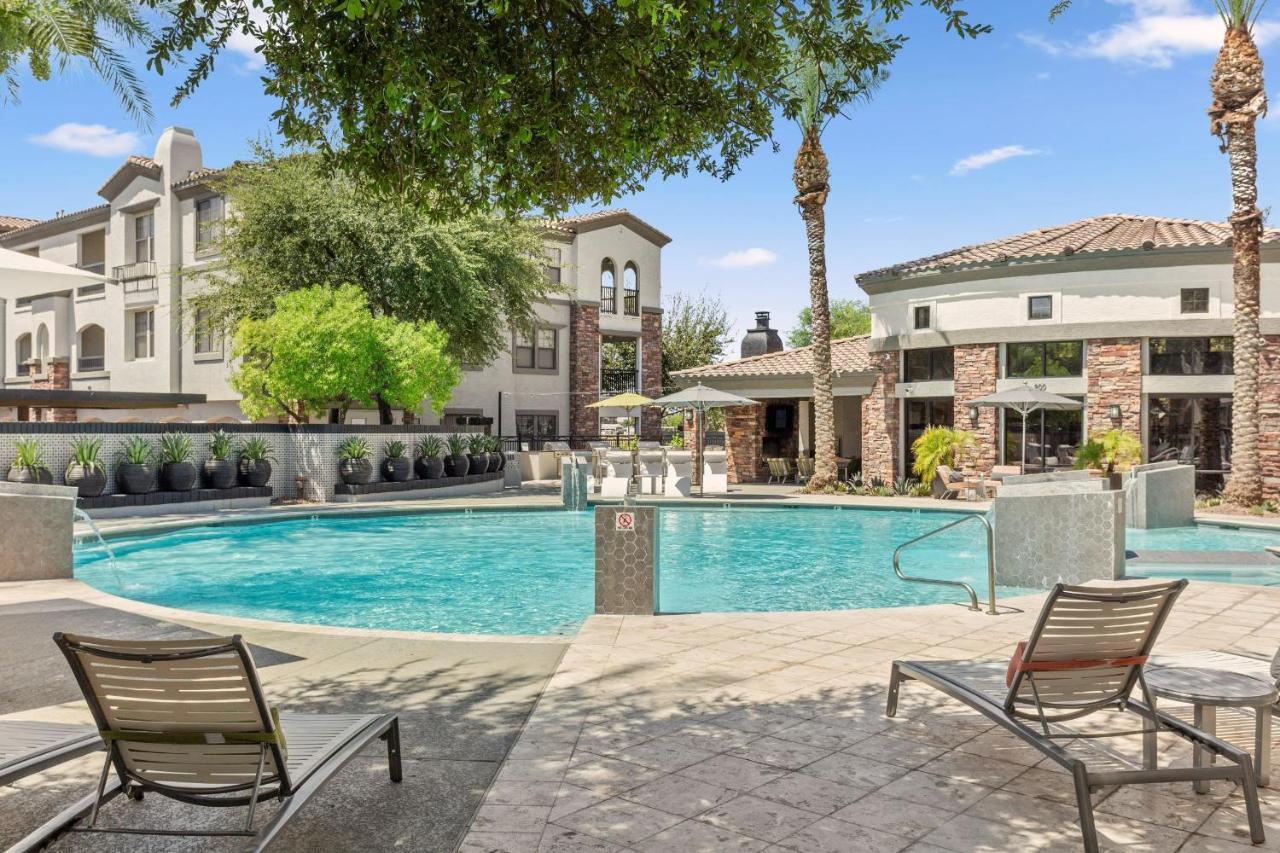Cozysuites Glendale By The Stadium With Pool 05 Екстериор снимка