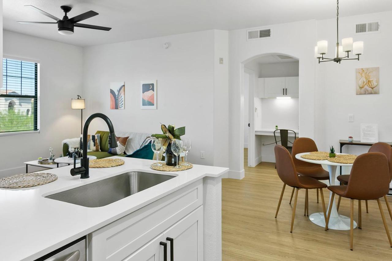 Cozysuites Glendale By The Stadium With Pool 05 Екстериор снимка