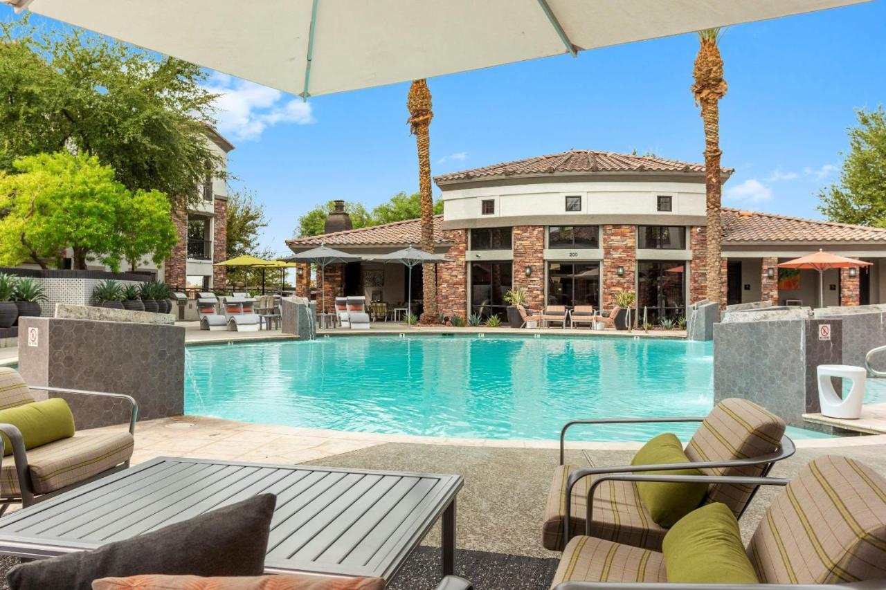 Cozysuites Glendale By The Stadium With Pool 05 Екстериор снимка